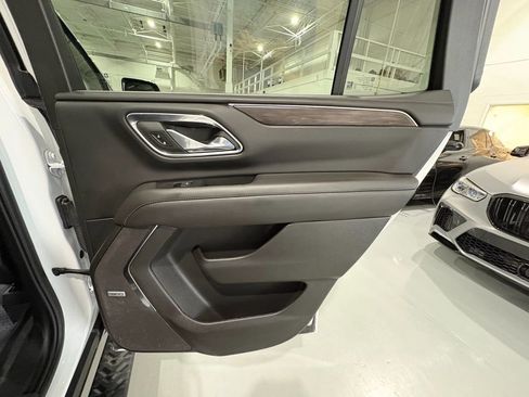 Used 2024 Chevrolet Tahoe Z71 w/ Luxury Package AWD/4WD image 50