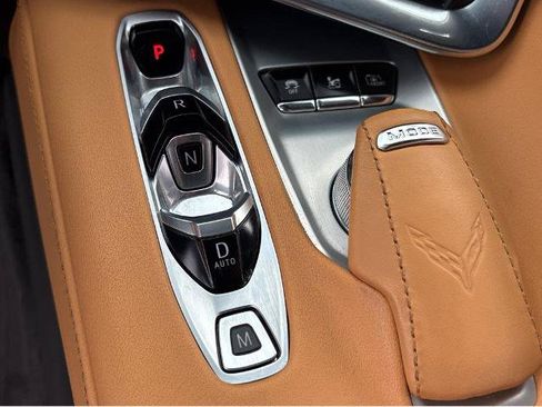 Used 2022 Chevrolet Corvette Stingray Preferred Cpe w/ Z51 Performance Package RWD image 22