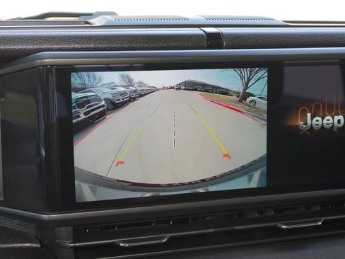 Used 2024 Jeep Wrangler Sport S image 14