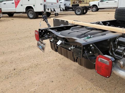 New 2026 Ford F350 XL w/ XL Chrome Package AWD/4WD image 15
