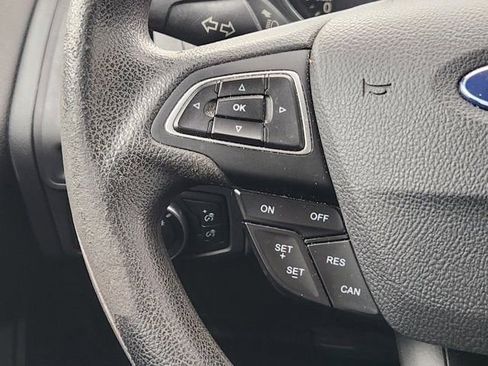 Used 2018 Ford Focus SEL image 24