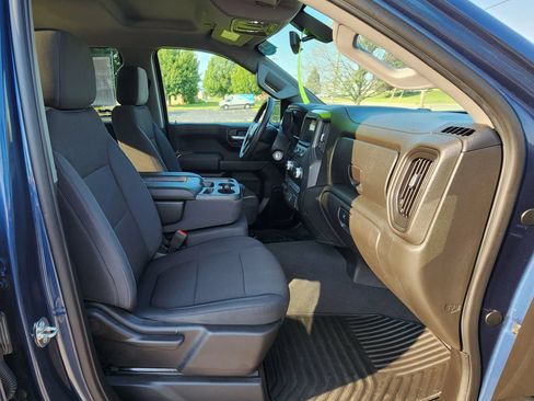 Used 2019 GMC Sierra 1500 4x4 Crew Cab w/ 1SA Driver Alert Package I image 16
