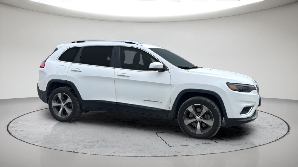 Used 2019 Jeep Cherokee Limited AWD/4WD image 3