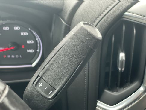Used 2021 Chevrolet Silverado 1500 LT Trail Boss w/ Convenience Package II AWD/4WD image 19