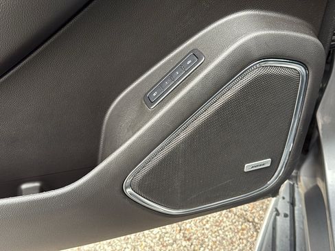 Used 2020 GMC Yukon SLT image 12