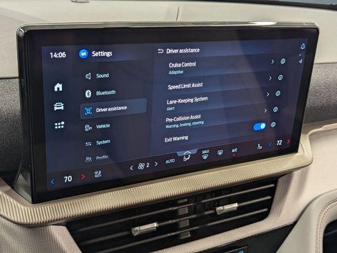 New 2026 Ford Explorer Active w/ Active Comfort Package image 28