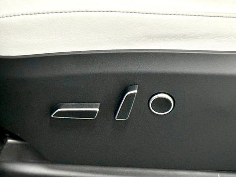 Used 2022 Tesla Model X Plaid AWD/4WD image 22