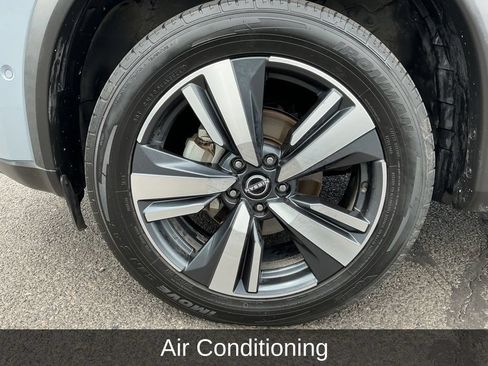 Used 2023 Nissan Rogue SL w/ SL Premium Package AWD/4WD image 8