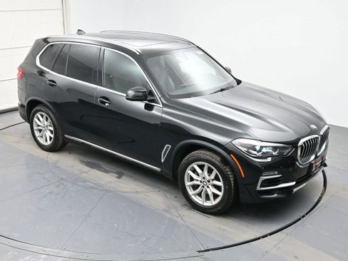 Used 2021 BMW X5 xDrive40i w/ Premium Package image 36