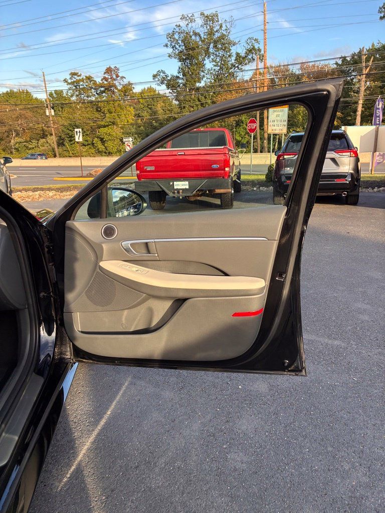 Used 2023 Hyundai Sonata SEL FWD image 20