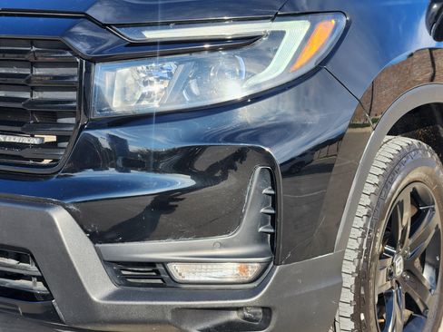 Certified 2022 Honda Ridgeline Black Edition image 9