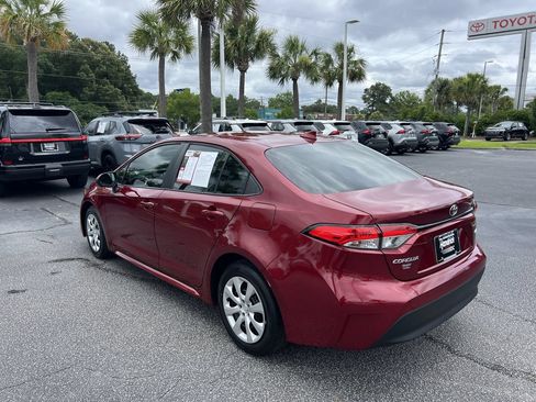 Used 2024 Toyota Corolla LE FWD image 8