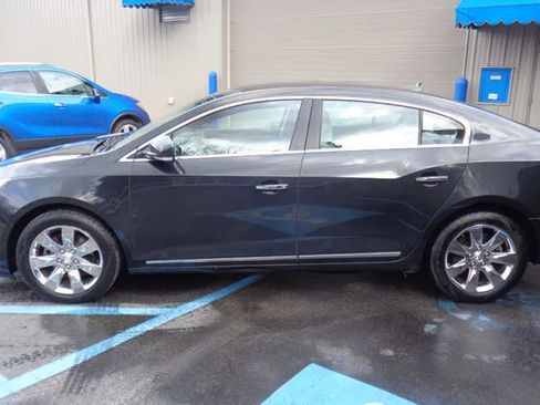 Used 2010 Buick LaCrosse CXL w/ Luxury Package AWD/4WD image 5