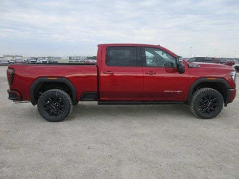 New 2026 GMC Sierra 2500 AT4 w/ AT4 Premium Plus Package image 3