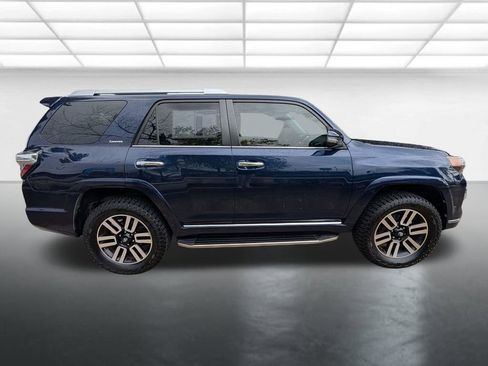 Used 2018 Toyota 4Runner Limited AWD/4WD image 31