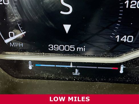 Used 2023 GMC Sierra 1500 Denali w/ Technology Package image 17