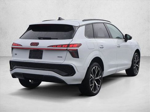 New 2026 Audi Q3 quattro 2.0T AWD/4WD image 2