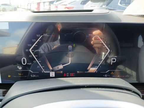 New 2026 BMW X5 xDrive40i AWD/4WD image 25
