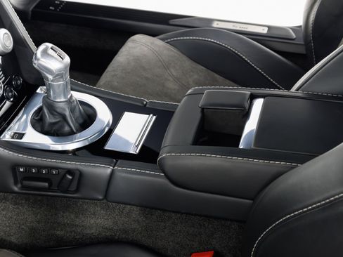 Used 2009 Aston Martin DBS Coupe RWD image 22