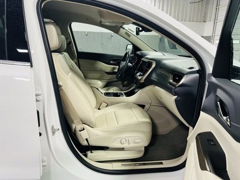 Used 2021 GMC Acadia Denali image 40