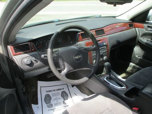 Used 2007 Chevrolet Impala LT FWD image 11