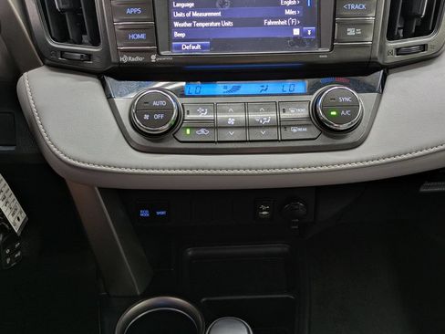 Used 2014 Toyota RAV4 XLE AWD/4WD image 14