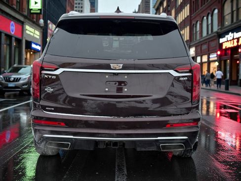Used 2020 Cadillac XT6 Premium Luxury image 7