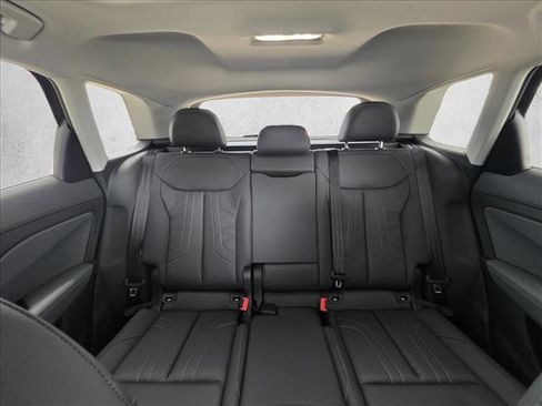 New 2026 Audi Q3 quattro 2.0T AWD/4WD image 13