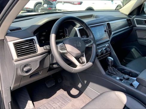 Used 2022 Volkswagen Atlas SE AWD/4WD image 4