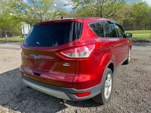 Used 2016 Ford Escape SE w/ SE Cold Weather Package AWD/4WD image 4
