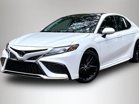 Used 2024 Toyota Camry XSE w/ Navigation Package FWD image 1