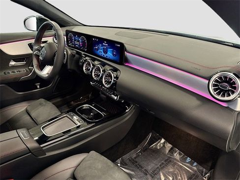 Certified 2025 Mercedes-Benz CLA 250 4MATIC image 30