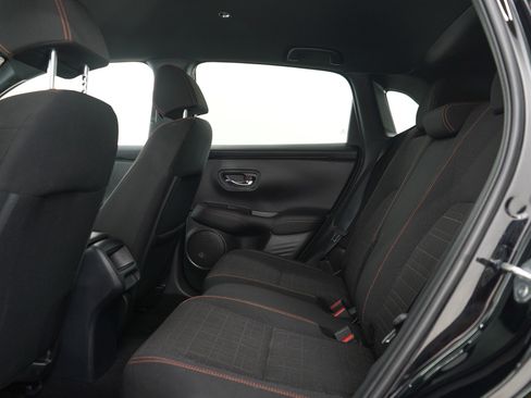 Used 2024 Honda HR-V Sport image 19