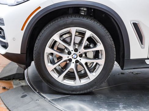 Used 2022 BMW X5 sDrive40i w/ Parking Assistance Package image 12