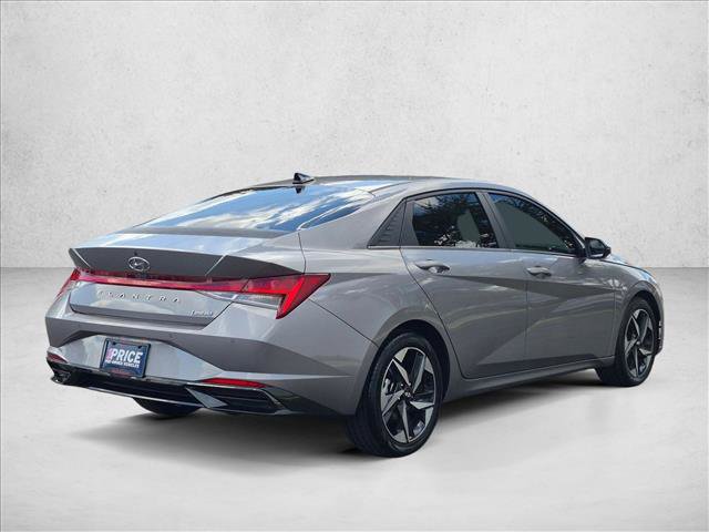 Used 2023 Hyundai Elantra Limited FWD image 5