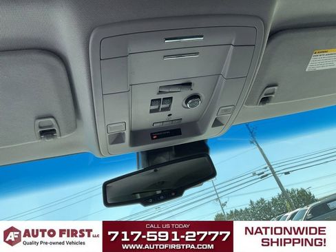 Used 2018 GMC Yukon XL Denali w/ Open Road Package AWD/4WD image 23