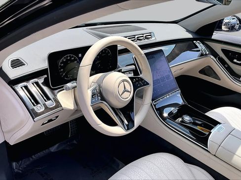 Used 2023 Mercedes-Benz S 580 4MATIC Sedan image 18