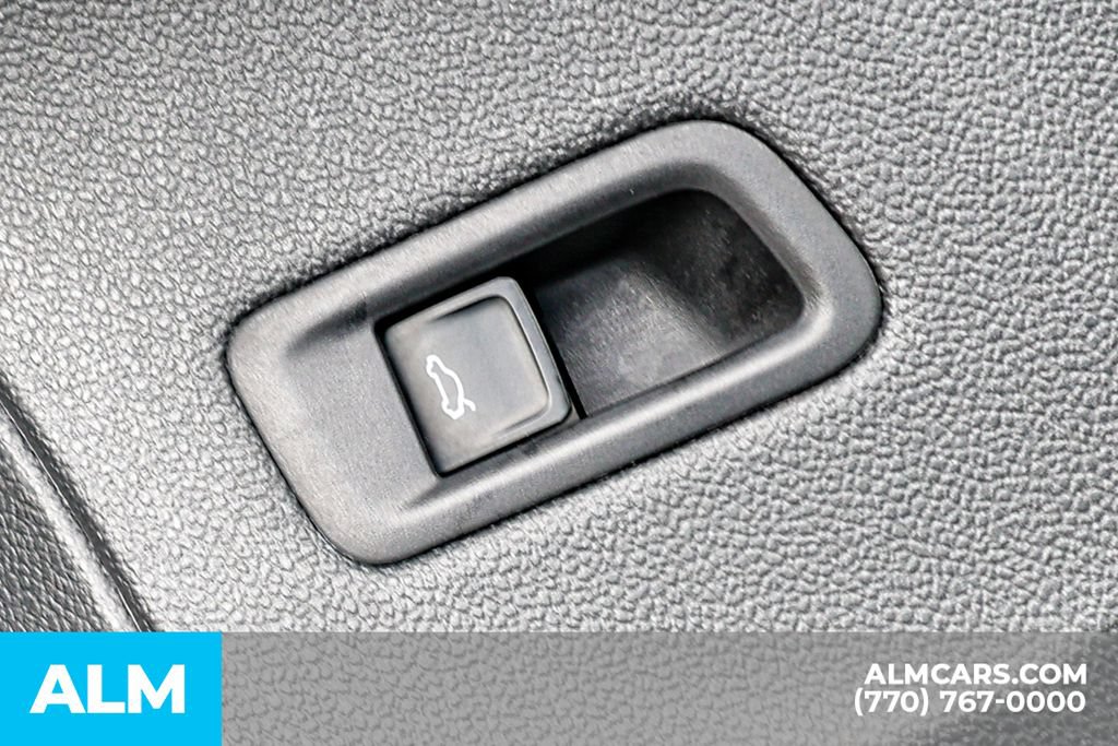 Used 2024 Volkswagen Atlas SE FWD image 48