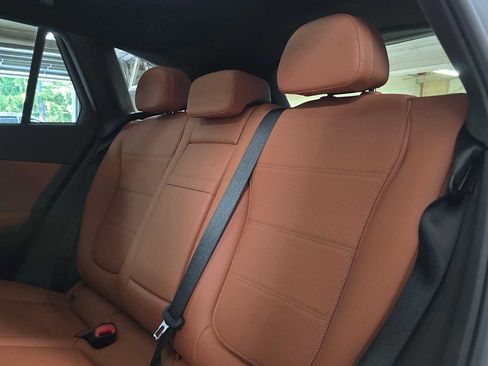 Used 2026 Mercedes-Benz GLC 300 4MATIC image 17