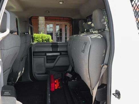 Used 2017 Ford F550 XLT image 44