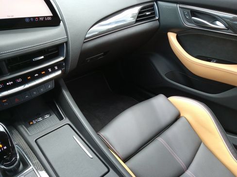 Used 2025 Cadillac CT5 V Blackwing w/ Precision Package RWD image 20