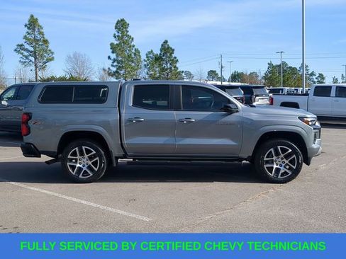 Used 2024 Chevrolet Colorado Z71 w/ Z71 Convenience Package 2 image 3