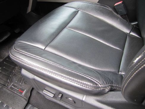 Used 2020 Ford F250 Lariat image 17