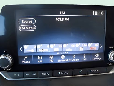 Used 2025 Nissan Sentra SR w/ SR Premium Package image 21