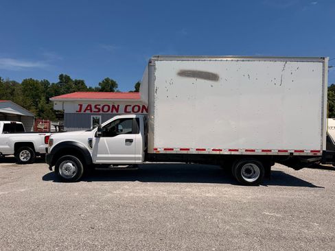 Used 2019 Ford F550 4x4 Regular Cab Super Duty image 1