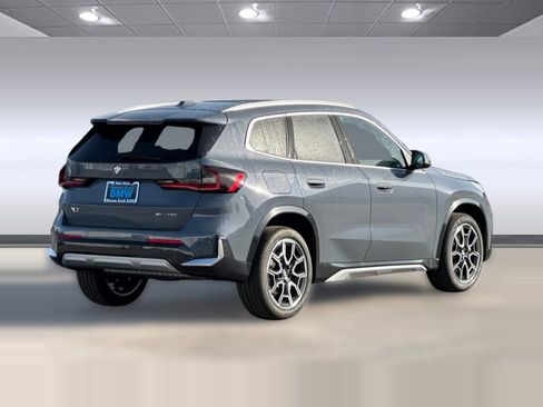 Used 2026 BMW X1 xDrive28i w/ Technology Package AWD/4WD image 9