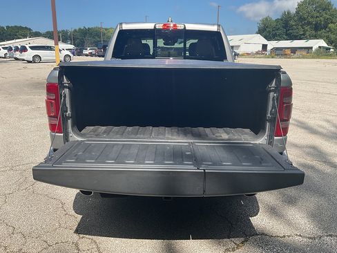 Used 2021 RAM 1500 Laramie AWD/4WD image 14