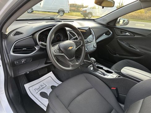 Used 2023 Chevrolet Malibu LT image 22