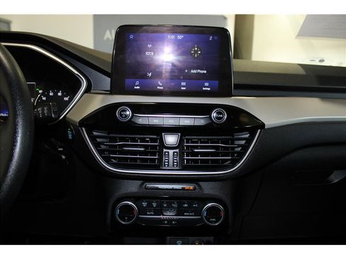 Used 2021 Ford Escape SE image 28