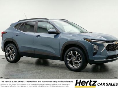 Used 2025 Chevrolet Trax LT w/ LT Convenience Package